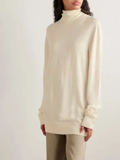 The Row Lizzy Oversized Cashmere Turtleneck Sweater | Thumbnail 3 The Row Lizzy Oversized Cashmere Turtleneck Sweater | Thumbnail 3