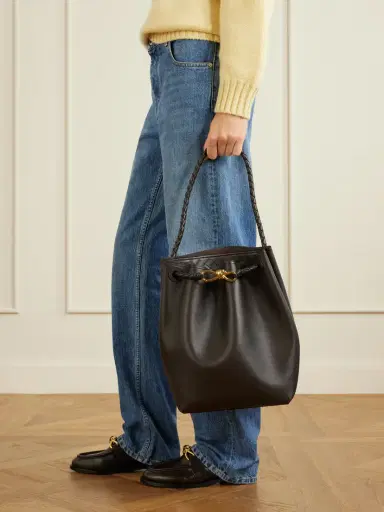 Bottega Veneta Andiamo Medium Leather Bucket Bag | Thumbnail 2 Bottega Veneta Andiamo Medium Leather Bucket Bag | Thumbnail 2