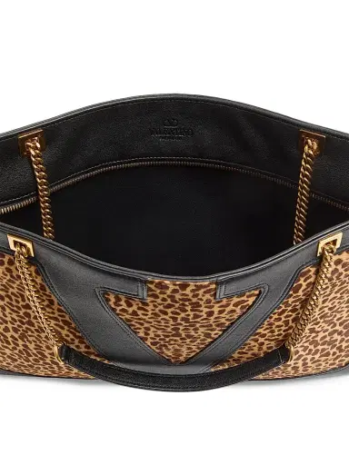 Valentino Garavani Women's Viva Superstar Medium Shopping Bag in Calfskin with Pony Effect - Animal Print | Thumbnail 7 Valentino Garavani Women's Viva Superstar Medium Shopping Bag in Calfskin with Pony Effect - Animal Print | Thumbnail 7
