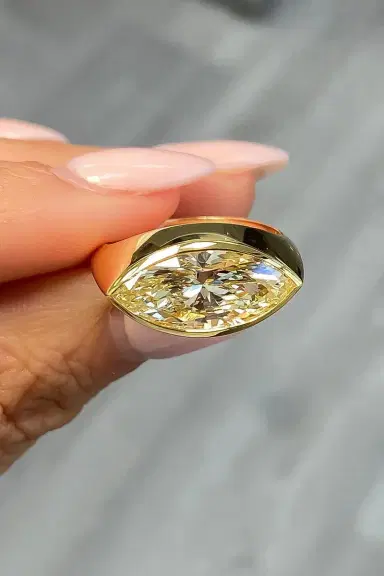 RARE COLORS BY NAMDAR Yellow Diamond Bezel Ring | Thumbnail 4 RARE COLORS BY NAMDAR Yellow Diamond Bezel Ring | Thumbnail 4