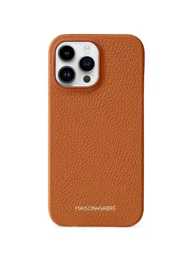 MAISON de SABRÉ Leather Phone Case iPhone 15 Pro - Pecan Brown | Thumbnail 1 MAISON de SABRÉ Leather Phone Case iPhone 15 Pro - Pecan Brown | Thumbnail 1