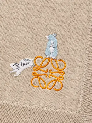 Loewe Hamster Cashmere Baby Blanket - Beige | Thumbnail 3 Loewe Hamster Cashmere Baby Blanket - Beige | Thumbnail 3