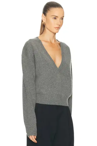EAVES Lonne Deep V-neck Sweater | Thumbnail 4 EAVES Lonne Deep V-neck Sweater | Thumbnail 4