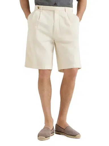 Brunello Cucinelli Men's Bermuda Shorts in Twisted Cotton Gabardine with Pleats - Off White | Thumbnail 2 Brunello Cucinelli Men's Bermuda Shorts in Twisted Cotton Gabardine with Pleats - Off White | Thumbnail 2