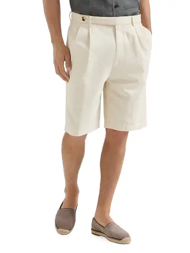 Brunello Cucinelli Men's Bermuda Shorts in Twisted Cotton Gabardine with Pleats - Off White | Thumbnail 3 Brunello Cucinelli Men's Bermuda Shorts in Twisted Cotton Gabardine with Pleats - Off White | Thumbnail 3