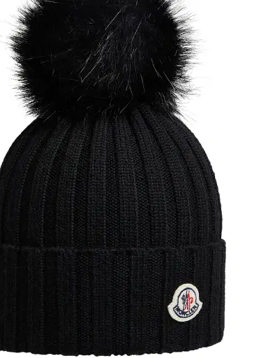 Moncler Women's Beanie in Wool - Black | Thumbnail 2 Moncler Women's Beanie in Wool - Black | Thumbnail 2
