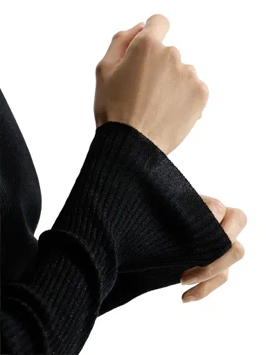 Brunello Cucinelli Women's Lightweight Turtleneck Sweater in Sparkling Cashmere and Silk Rib Knit - Black | Thumbnail 4 Brunello Cucinelli Women's Lightweight Turtleneck Sweater in Sparkling Cashmere and Silk Rib Knit - Black | Thumbnail 4