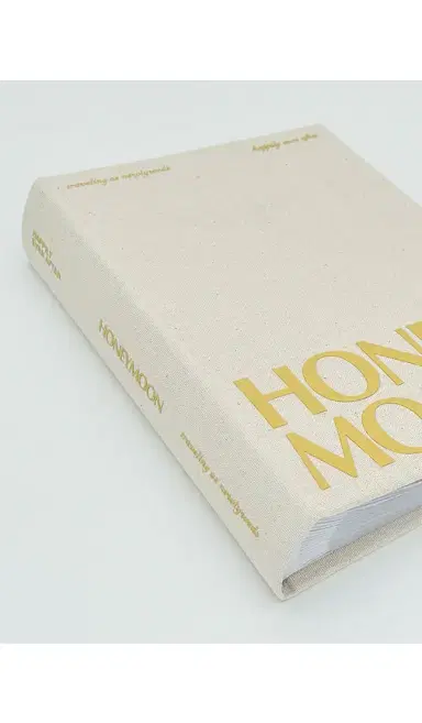The Ceremony Club Honeymoon Photo Album | Thumbnail 2 The Ceremony Club Honeymoon Photo Album | Thumbnail 2