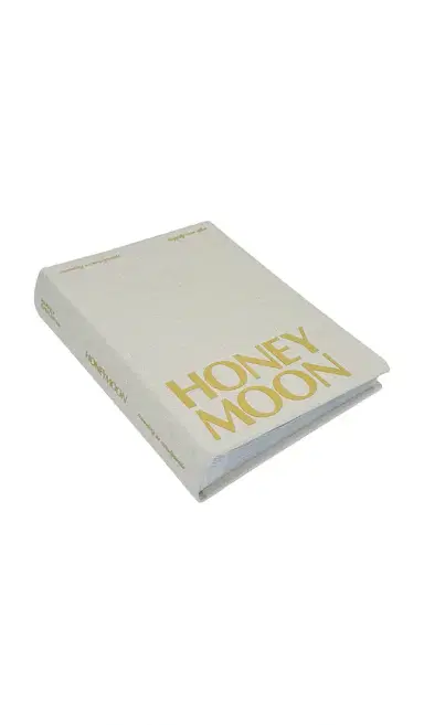 The Ceremony Club Honeymoon Photo Album | Thumbnail 1 The Ceremony Club Honeymoon Photo Album | Thumbnail 1