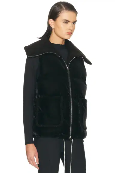 Varley Evie Puffer Vest | Thumbnail 3 Varley Evie Puffer Vest | Thumbnail 3