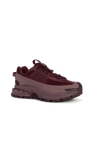 Nike Zoom Vomero Roam Sneaker | Thumbnail 2 Nike Zoom Vomero Roam Sneaker | Thumbnail 2