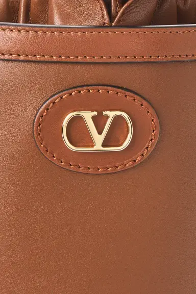 Valentino Garavani Antibes Bucket Bag | Thumbnail 7 Valentino Garavani Antibes Bucket Bag | Thumbnail 7