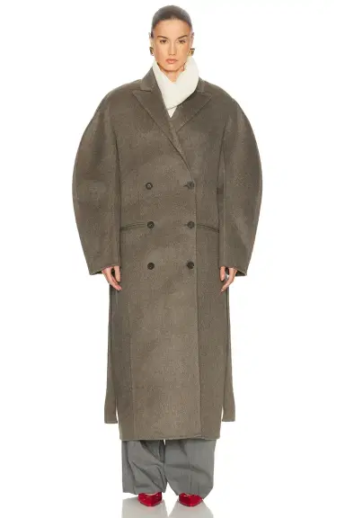 Jacquemus Le Manteau D'homme Curvio | Thumbnail 2 Jacquemus Le Manteau D'homme Curvio | Thumbnail 2