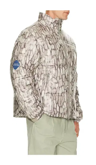 HUF 89 Warped Camo Tyvek Puffer Jacket | Thumbnail 2 HUF 89 Warped Camo Tyvek Puffer Jacket | Thumbnail 2
