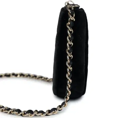 Chanel Chanel Crystal CC Hobo Bag with Chain Black Velvet Light Gold Hardware | Thumbnail 3 Chanel Chanel Crystal CC Hobo Bag with Chain Black Velvet Light Gold Hardware | Thumbnail 3