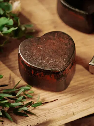 Jan Barboglio Amor Cast Iron Heart Box - Brown | Thumbnail 2 Jan Barboglio Amor Cast Iron Heart Box - Brown | Thumbnail 2