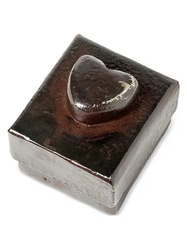 Jan Barboglio El Corazon Cast Iron Box - Bronze | Thumbnail 3 Jan Barboglio El Corazon Cast Iron Box - Bronze | Thumbnail 3