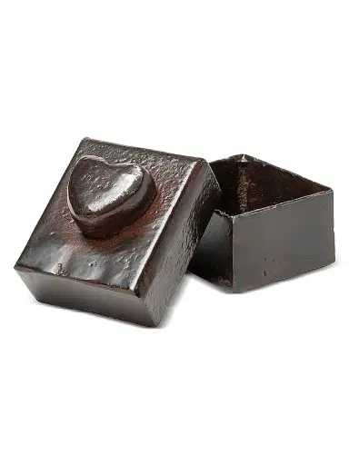 Jan Barboglio El Corazon Cast Iron Box - Bronze | Thumbnail 1 Jan Barboglio El Corazon Cast Iron Box - Bronze | Thumbnail 1