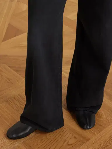The Row Stella Leather And Shearling Ankle Boots | Thumbnail 2 The Row Stella Leather And Shearling Ankle Boots | Thumbnail 2