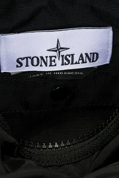 Stone Island Nylon Metal Crossbody | Thumbnail 6 Stone Island Nylon Metal Crossbody | Thumbnail 6