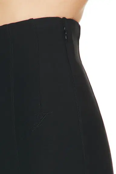 JACQUEMUS Le Pantalon Capri | Thumbnail 6 JACQUEMUS Le Pantalon Capri | Thumbnail 6