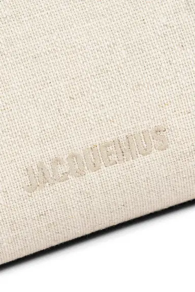 Jacquemus Le Petit Turismo | Thumbnail 8 Jacquemus Le Petit Turismo | Thumbnail 8