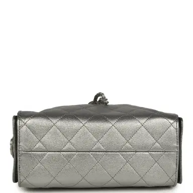 Chanel Chanel Mini 25 Hobo Bag Anthracite Metallic Caviar Silver Hardware | Thumbnail 7 Chanel Chanel Mini 25 Hobo Bag Anthracite Metallic Caviar Silver Hardware | Thumbnail 7