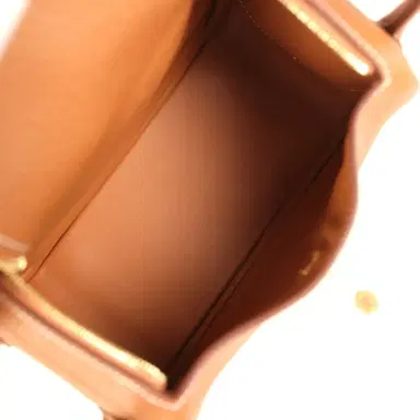 HERMÈS Hermes Mini Lindy Gold Clemence Gold Hardware | Thumbnail 9 HERMÈS Hermes Mini Lindy Gold Clemence Gold Hardware | Thumbnail 9