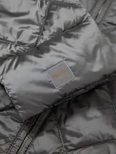 Max Mara The Cube Quilted Padded Shell Down Jacket | Thumbnail 5 Max Mara The Cube Quilted Padded Shell Down Jacket | Thumbnail 5