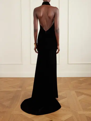 Oscar de la Renta Embellished Velvet Halterneck Gown | Thumbnail 3 Oscar de la Renta Embellished Velvet Halterneck Gown | Thumbnail 3