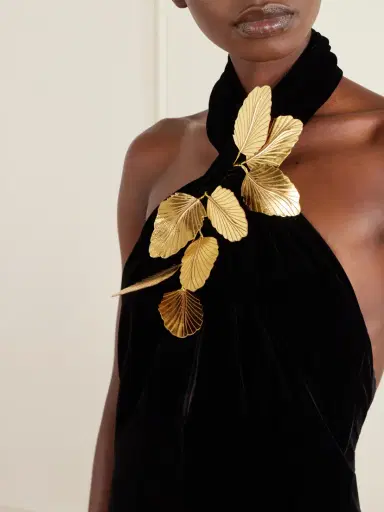 Oscar de la Renta Embellished Velvet Halterneck Gown | Thumbnail 4 Oscar de la Renta Embellished Velvet Halterneck Gown | Thumbnail 4