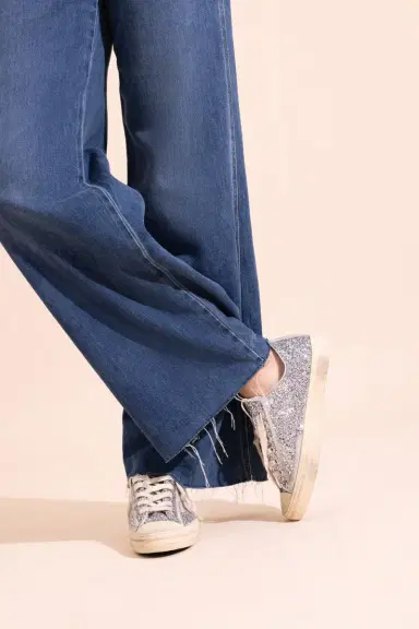 Golden Goose V-Star Glitter Sneaker | Thumbnail 4 Golden Goose V-Star Glitter Sneaker | Thumbnail 4