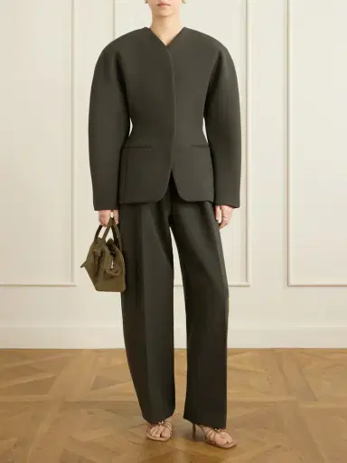 Jacquemus The Turismo Small Textured-suede Tote | Thumbnail 3 Jacquemus The Turismo Small Textured-suede Tote | Thumbnail 3