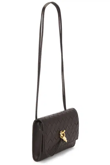 Bottega Veneta Andiamo Slim Pouch on Strap Bag | Thumbnail 4 Bottega Veneta Andiamo Slim Pouch on Strap Bag | Thumbnail 4