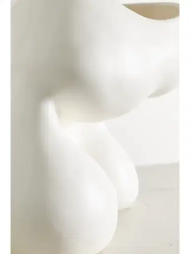 .A. MEN. Luminous Beings 01: Hikari Earthenware Sculpture | Thumbnail 5 .A. MEN. Luminous Beings 01: Hikari Earthenware Sculpture | Thumbnail 5