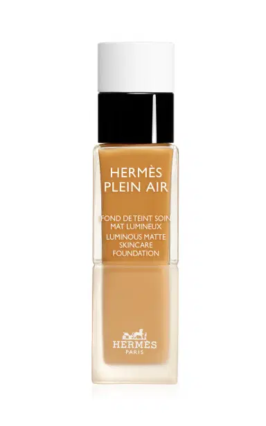 Hermès Beauty Hermès Plein Air; Luminous Matte Skincare Foundation - 17W Vanille | Thumbnail 2 Hermès Beauty Hermès Plein Air; Luminous Matte Skincare Foundation - 17W Vanille | Thumbnail 2
