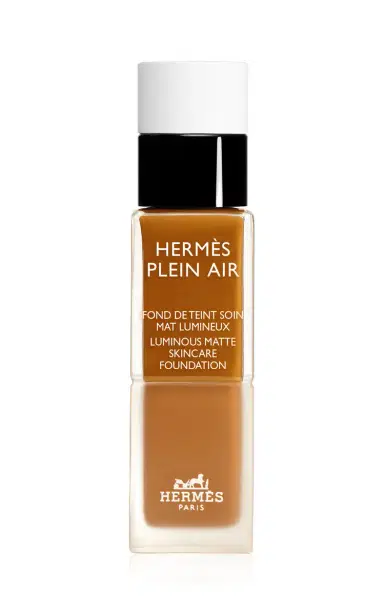 Hermès Beauty Hermès Plein Air; Luminous Matte Skincare Foundation - 17W Vanille | Thumbnail 16 Hermès Beauty Hermès Plein Air; Luminous Matte Skincare Foundation - 17W Vanille | Thumbnail 16