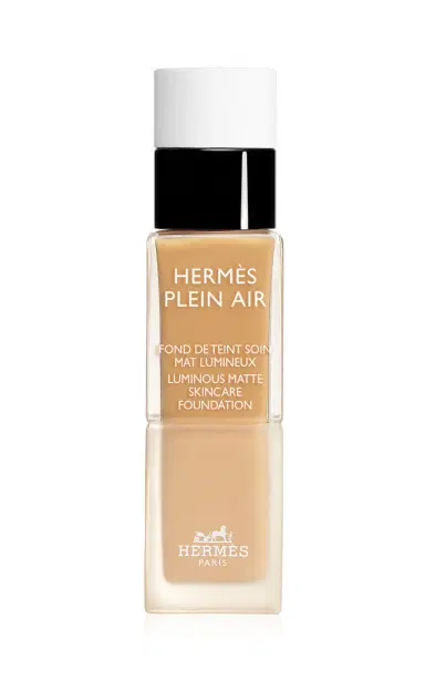 Hermès Beauty Hermès Plein Air; Luminous Matte Skincare Foundation - 17W Vanille | Thumbnail 1 Hermès Beauty Hermès Plein Air; Luminous Matte Skincare Foundation - 17W Vanille | Thumbnail 1