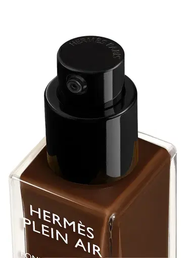 HERMÈS Hermès Plein Air Luminous Matte Skin Care Foundation - 97 Ebene | Thumbnail 6 HERMÈS Hermès Plein Air Luminous Matte Skin Care Foundation - 97 Ebene | Thumbnail 6