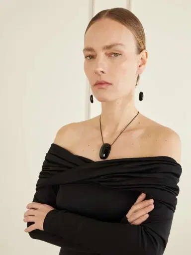 Sophie Buhai Scarab Silver Onyx Necklace | Thumbnail 5 Sophie Buhai Scarab Silver Onyx Necklace | Thumbnail 5