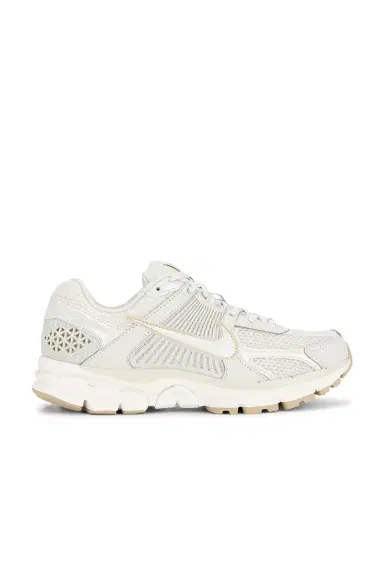 Nike Zoom Vomero 5 Sneaker | Thumbnail 1 Nike Zoom Vomero 5 Sneaker | Thumbnail 1