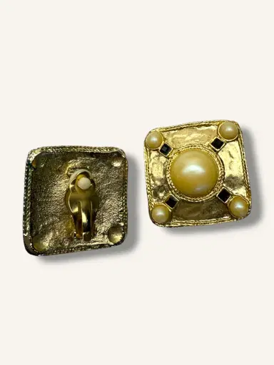 Jen Wonders Studio Sculptural Earrings | Thumbnail 6 Jen Wonders Studio Sculptural Earrings | Thumbnail 6