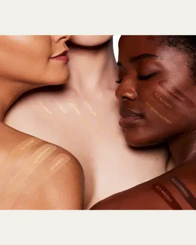 TOM FORD 1 oz. Traceless Soft Matte Foundation | Thumbnail 3 TOM FORD 1 oz. Traceless Soft Matte Foundation | Thumbnail 3
