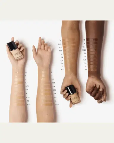 ARMANI beauty Luminous Silk Perfect Glow Flawless Oil-Free Foundation | Thumbnail 2 ARMANI beauty Luminous Silk Perfect Glow Flawless Oil-Free Foundation | Thumbnail 2