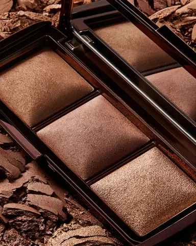 Hourglass Cosmetics Ambient Lighting Palette - Volume III | Thumbnail 2 Hourglass Cosmetics Ambient Lighting Palette - Volume III | Thumbnail 2