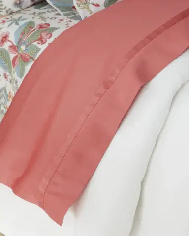 Matouk Nocturne 600 Thread Count Full/Queen Flat Sheet | Thumbnail 2 Matouk Nocturne 600 Thread Count Full/Queen Flat Sheet | Thumbnail 2
