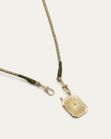 Marie Lichtenberg 18k Rathi Link Chain Necklace with Mini Clover Pendant | Thumbnail 4 Marie Lichtenberg 18k Rathi Link Chain Necklace with Mini Clover Pendant | Thumbnail 4