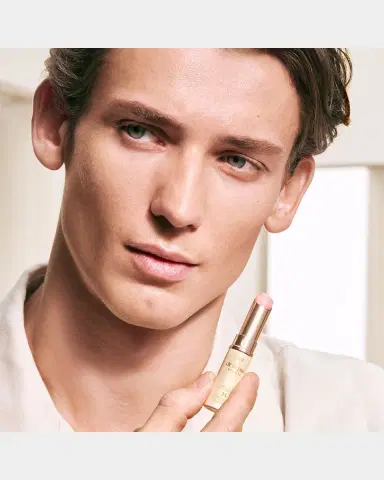 CLÉ DE PEAU BEAUTÉ Protective Lip Treatment SPF 25 | Thumbnail 5 CLÉ DE PEAU BEAUTÉ Protective Lip Treatment SPF 25 | Thumbnail 5