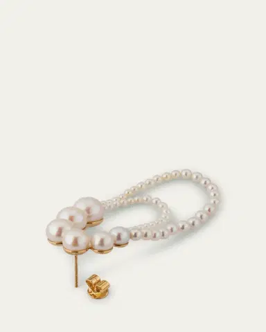 Sophie Bille Brahe Embrasse de Perle Graduated Loop Earrings, Single, Right | Thumbnail 4 Sophie Bille Brahe Embrasse de Perle Graduated Loop Earrings, Single, Right | Thumbnail 4