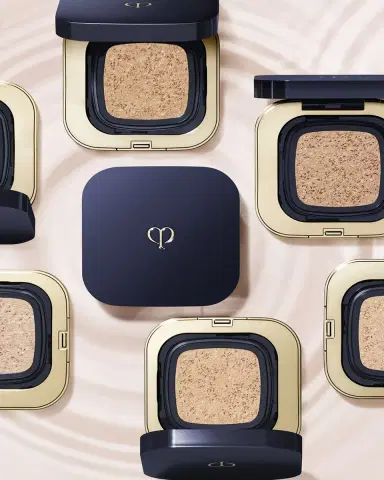 Cle de Peau Beaute Radiant Cushion Dewy Foundation Case | Thumbnail 4 Cle de Peau Beaute Radiant Cushion Dewy Foundation Case | Thumbnail 4